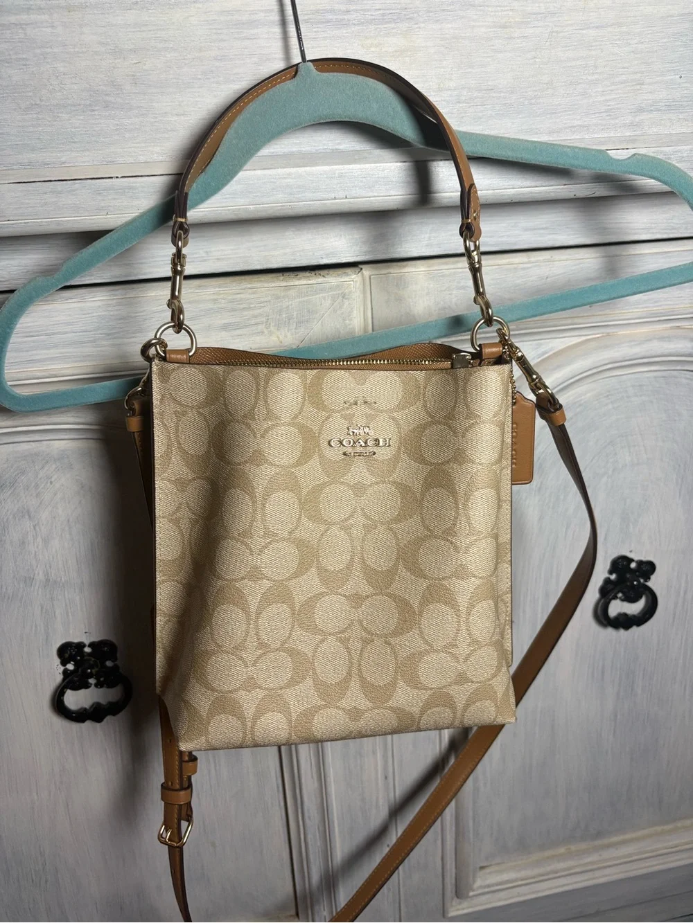 Coach Mollie Bucket Bag Signature Canvas Gold Light Khaki Crossbody Classic